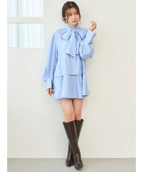 SNIDEL（スナイデル）の「Sustainableバリエボリュームチュニックブラウス（シャツ/ブラウス・レディース・オフホワイト/マルチ/ストライプ・F）」の15枚目の写真