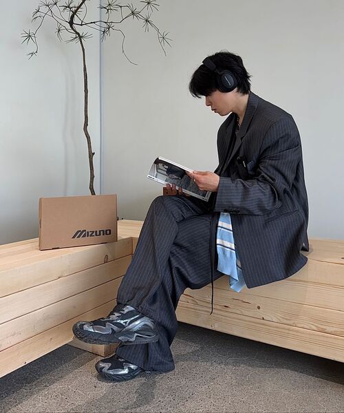 DNSR（ディーエヌエスアール）の「ベルト付きストライプスラックスチャコール（スラックス・メンズ・その他・SMALL/MEDIUM/X-LARGE/LARGE）」の3枚目の写真