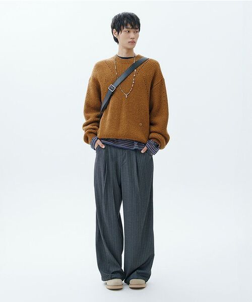 DNSR（ディーエヌエスアール）の「ベルト付きストライプスラックスチャコール（スラックス・メンズ・その他・SMALL/MEDIUM/X-LARGE/LARGE）」の2枚目の写真