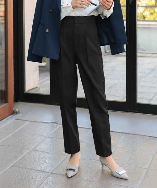 KOBE LETTUCE（コウベレタス）の「[ 撥水・防汚 ] シワになりにくいテーパードパンツ（スラックス・レディース・アイボリー/ブラック・M/S/PM/PS）」の18枚目の写真