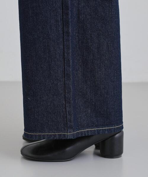 THE SHOP TK （ザ ショップ ティーケー ）の「【Lee】デニムワイドパンツ（デニムパンツ・レディース・サックスブルー/ネイビー・12/13）」の17枚目の写真