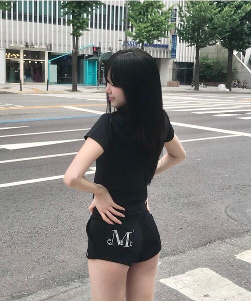 MUCENT（ムセント）の「ケインセットアップホットフィックスロゴローライズショーツ（その他パンツ・レディース・ブラック・FREE）」の11枚目の写真