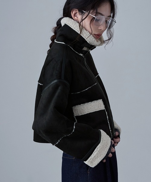 etoll.（エトル）の「フェイクムートンショートフライトジャケット（ブルゾン・レディース・キャメル/チャコール/ブラック/ブラウン・FREE）」の8枚目の写真