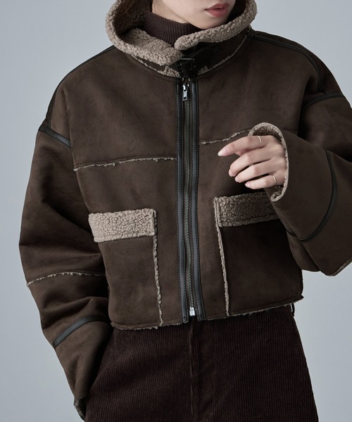 etoll.（エトル）の「フェイクムートンショートフライトジャケット（ブルゾン・レディース・キャメル/チャコール/ブラック/ブラウン・FREE）」の16枚目の写真