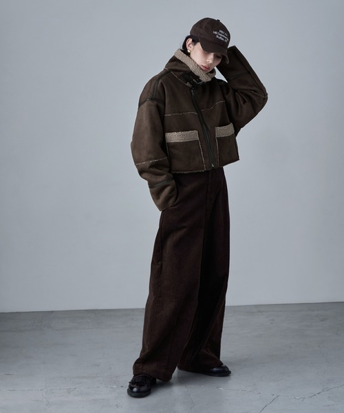 etoll.（エトル）の「フェイクムートンショートフライトジャケット（ブルゾン・レディース・キャメル/チャコール/ブラック/ブラウン・FREE）」の18枚目の写真