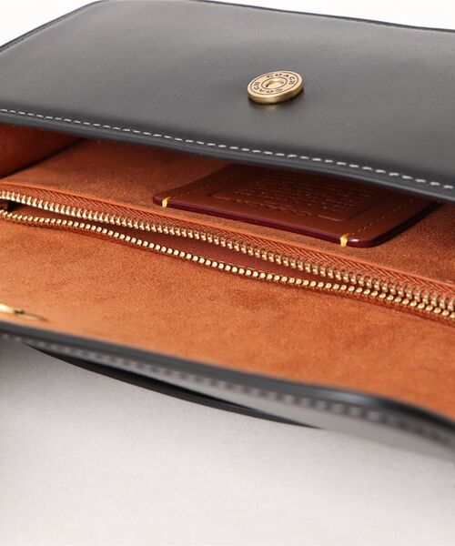 COACH（コーチ）の「エローラ トップ ハンドル クロスボディ バッグ（ショルダーバッグ・レディース・ブラック系その他・ONE）」の11枚目の写真