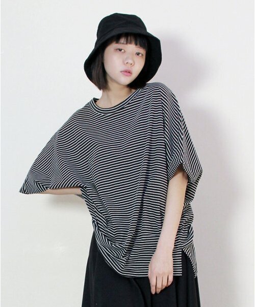 DEMARC(ドゥマーク)の「ピンストライプフレンチスリーブオーバーサイズ半袖Tシャツブラック(Tシャツ/カットソー・レディース・その他・MEDIUM/LARGE)」の4枚目の写真