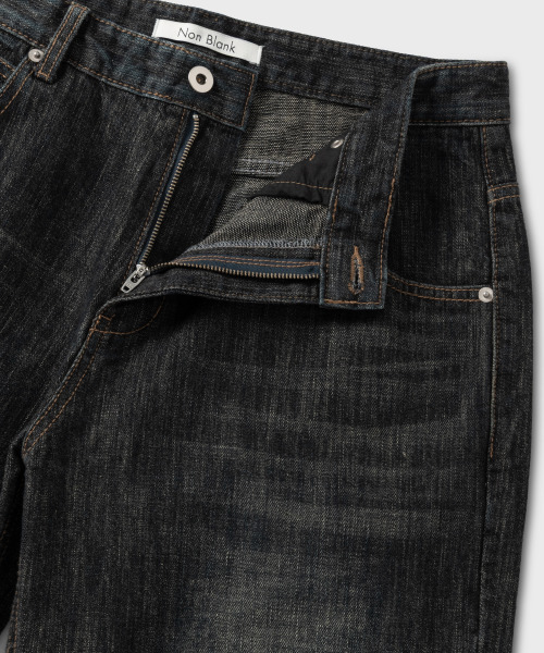 NONBLANK(ノンブランク)の「ティンスラブデニムパンツ_INDIGO(デニムパンツ・メンズ・ダークネイビー・MEDIUM/LARGE/X-LARGE)」の4枚目の写真