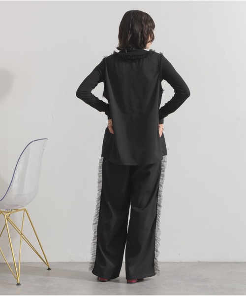 OandI（オーアンドアイ）の「サイドフリルラインパンツ（その他パンツ・レディース・チャコールグレー/ブラック/カーキ・M）」の7枚目の写真