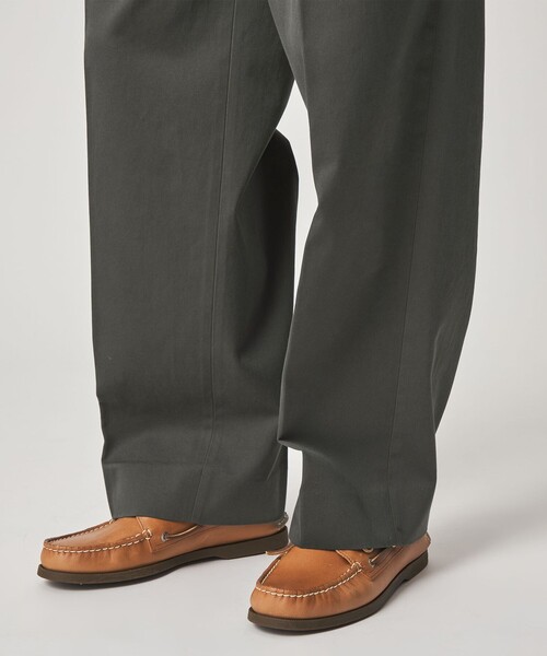 Steven Alan＞ ウエポン ニドム イン ツープリーツ ドレス トラウザー