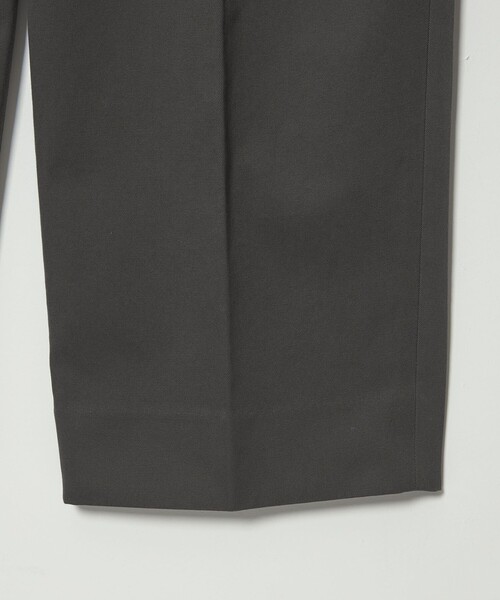 Steven Alan（スティーブンアラン）の「＜Steven Alan＞ ウエポン ニドム イン ツープリーツ ドレス トラウザーズ（スラックス・メンズ・グレー/ナチュラル/ダークグレー・S/M/L/XL）」の4枚目の写真