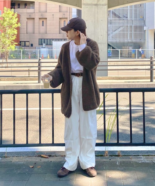 ISOOK（アイスー）の「ボリュームスリーブニットカーディガン(kiharu select) / 羽織り セーター オーバーサイズ ルーズ ビックシルエット 長袖 ブラウン チャコール（カーディガン/ボレロ・レディース・チャコール/ブラウン・FREE）」の8枚目の写真