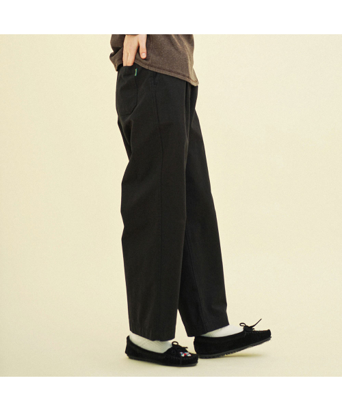 CHIQUITA(チキータ)の「ワイドパンツ(コットンチノ)ブラック 243501SBK(その他パンツ・レディース・その他・SMALL/MEDIUM)」の2枚目の写真