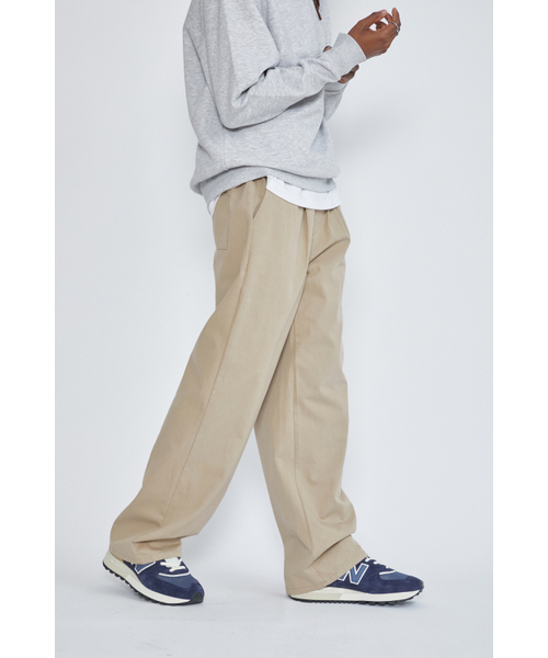 WHOLOVESART(フーラブズアート)の「one-tuck wide banding cotton pants beige(その他パンツ・メンズ・その他・LARGE)」の4枚目の写真