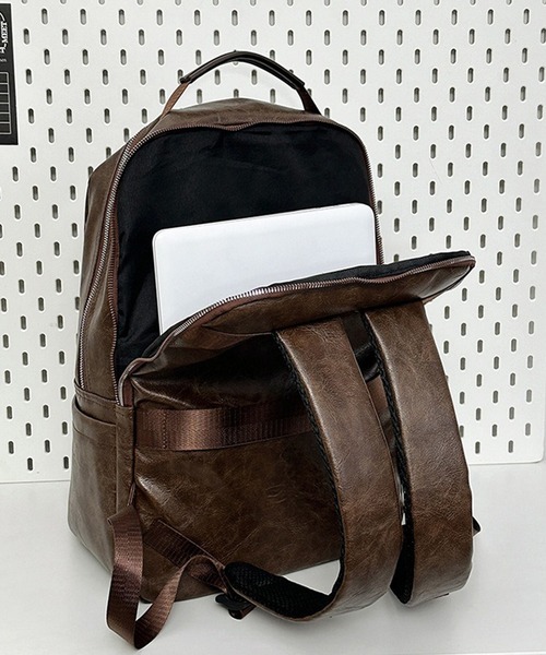 WESTBOY（ウエストボーイ）の「ユニセックス シンプル レザーライク バックパック リュック キャリーオン WO25W10BG13（バックパック/リュック・メンズ・ブラック/ブラウン・FREE）」の14枚目の写真