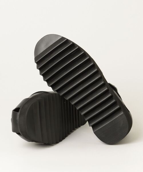 MAISON CLUB(メゾンクラブ)の「【MAISON CLUB】厚底SHARK SOLE GRUKHA SANDALS シャークソールグルカサンダル(サンダル・メンズ・ブラック・LL/M/L)」の2枚目の写真