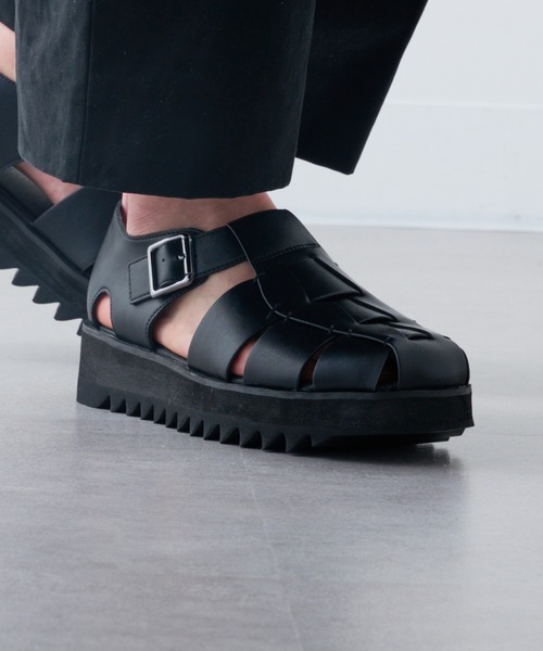 MAISON CLUB(メゾンクラブ)の「【MAISON CLUB】厚底SHARK SOLE GRUKHA SANDALS シャークソールグルカサンダル(サンダル・メンズ・ブラック・LL/M/L)」の16枚目の写真