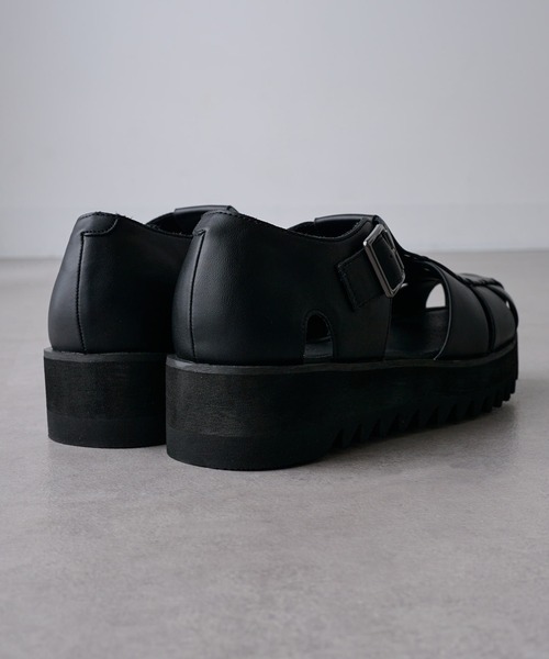MAISON CLUB(メゾンクラブ)の「【MAISON CLUB】厚底SHARK SOLE GRUKHA SANDALS シャークソールグルカサンダル(サンダル・メンズ・ブラック・LL/M/L)」の7枚目の写真