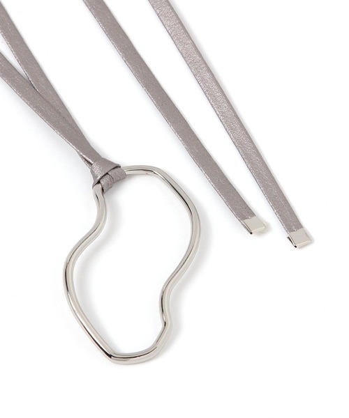 PAGEBOY（ページボーイ）の「メタルベルトチャーム（ベルト・レディース・ブラック/ブラウン・FREE）」の4枚目の写真