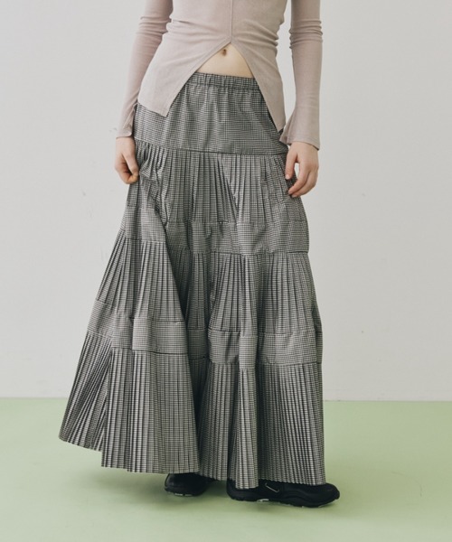 FUULLY STUDIO(フーリィーステューディオ)の「プリーツティアードスカート(スカート・レディース・チェック・FREE)」の1枚目の写真