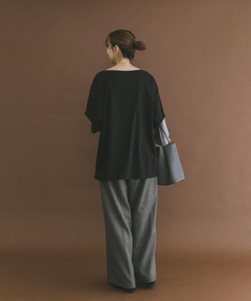ITEMS URBANRESEARCH(アイテムズ アーバンリサーチ)の「シルケットボートネックロンTシャツ(Tシャツ/カットソー・レディース・アイボリー/ブラック/チャコールグレー・FREE)」の14枚目の写真