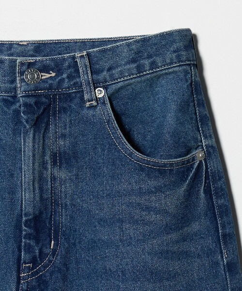 CITEN（シテン）の「＜CITEN＞エッセンシャルストレートデニム（デニムパンツ・レディース・コバルトブルー/ライトブルー/ブラック・S/M/L）」の18枚目の写真