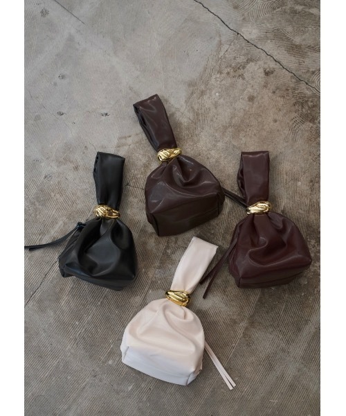 SALTMINT(ソルトミント)の「アクセントポイントワンハンドルギャザーバッグ(ハンドバッグ・レディース・ブラック/ブラウン/ワインレッド・FREE)」の3枚目の写真