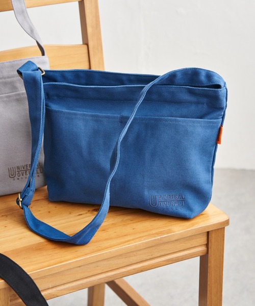 UNIVERSAL OVERALL(ユニバーサルオーバーオール)の「UNIVERSAL OVERALL ユニバーサルオーバーオール キャンバスダブルフェイスショルダーバッグ(ショルダーバッグ・メンズ・ブラック/グレー/オフホワイト/ブルー・FREE)」の4枚目の写真