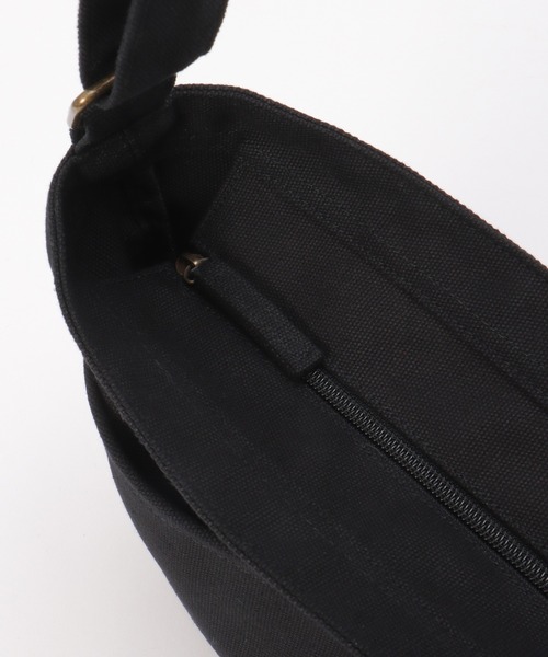 UNIVERSAL OVERALL(ユニバーサルオーバーオール)の「UNIVERSAL OVERALL ユニバーサルオーバーオール キャンバスダブルフェイスショルダーバッグ(ショルダーバッグ・メンズ・ブラック/グレー/オフホワイト/ブルー・FREE)」の9枚目の写真