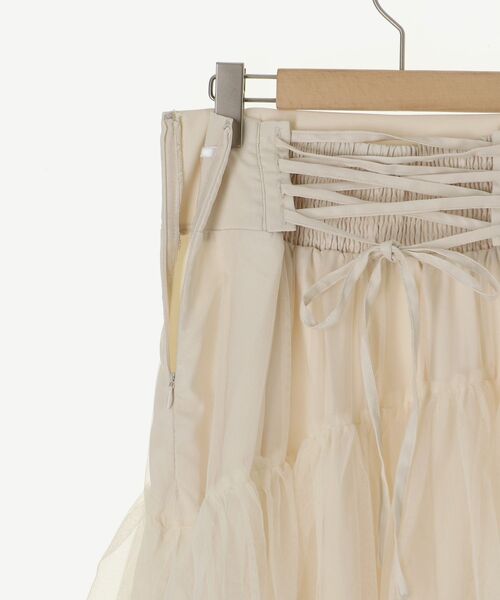 MAJESTIC LEGON（マジェスティックレゴン）の「バックレースアップチュールスカート（スカート・レディース・アイボリー/ブラック/グレー・MEDIUM）」の8枚目の写真