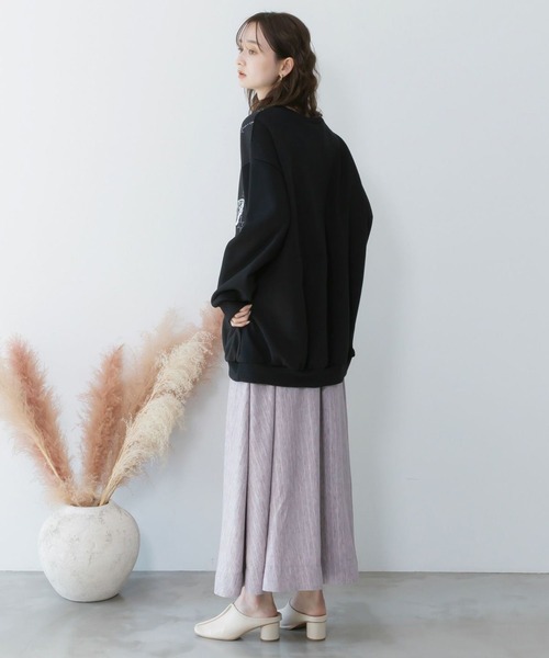 ScoLar（スカラー）の「ScoLar(スカラー) スカラーガーランド柄裏毛チュニック（チュニック・レディース・アイボリー/ブラック・MEDIUM）」の7枚目の写真