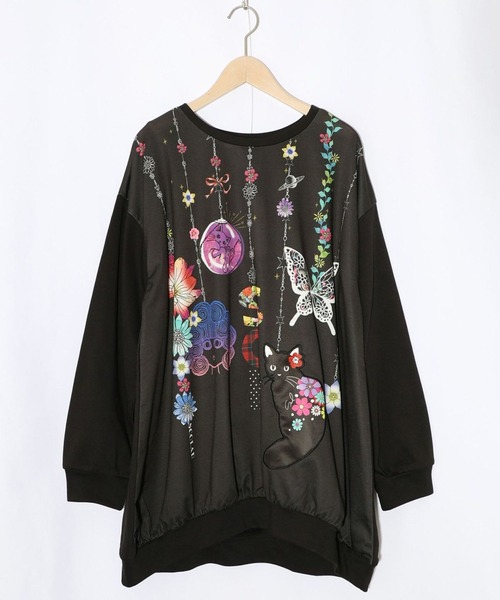 ScoLar（スカラー）の「ScoLar(スカラー) スカラーガーランド柄裏毛チュニック（チュニック・レディース・アイボリー/ブラック・MEDIUM）」の10枚目の写真