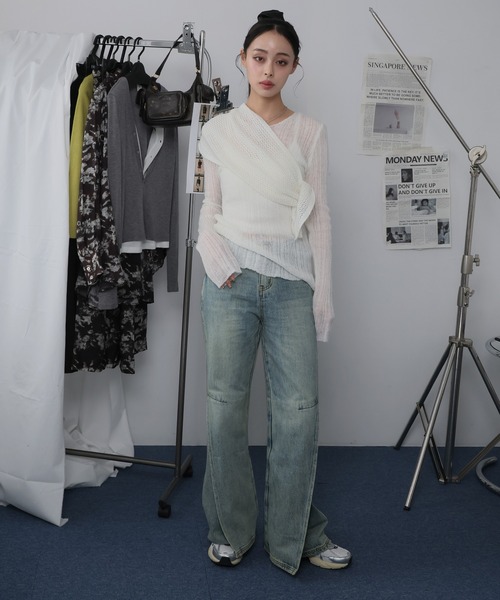 Ulysses（ユリシス）の「スリットデザインフレアデニムパンツ（デニムパンツ・レディース・ブルー・M/L）」の16枚目の写真