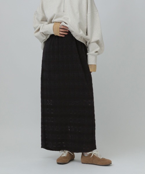 LEPSIM（レプシィム）の「起毛レースナロースカート　645144（スカート・レディース・アイボリー/ブラック・FREE）」の2枚目の写真