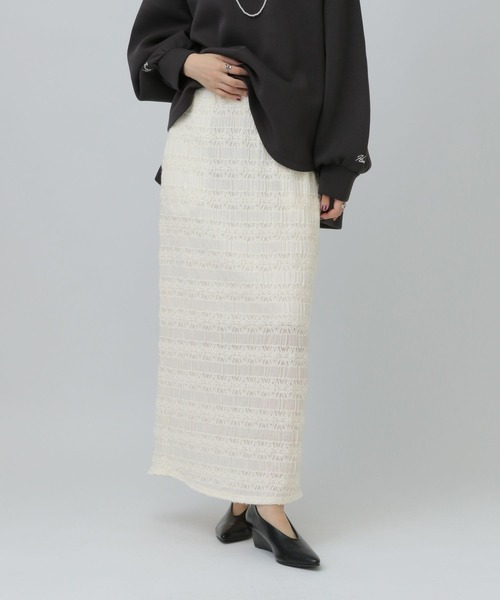 LEPSIM（レプシィム）の「起毛レースナロースカート　645144（スカート・レディース・アイボリー/ブラック・FREE）」の3枚目の写真