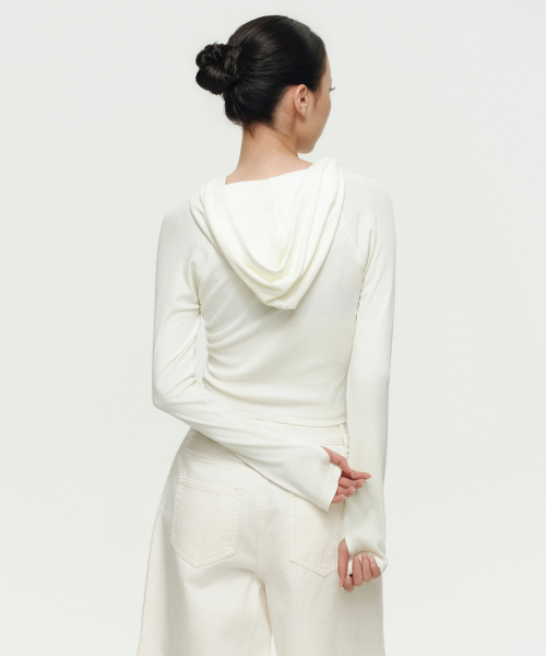 MUSINSA STANDARD WOMAN（ムシンサスタンダードウーマン）の「ウィメンズリブスリムフード付き長袖Tシャツ[アイボリー]（パーカー・レディース・その他・LARGE/MEDIUM/SMALL/X-SMALL/X-LARGE）」の19枚目の写真