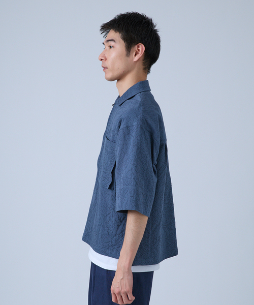 B.C STOCK（ベーセーストック）の「Deux Allures / ドゥ アリュール SASHIKO ハーフジップシャツ（シャツ/ブラウス・メンズ・ブルー/ブラック/アイボリー・FREE）」の17枚目の写真