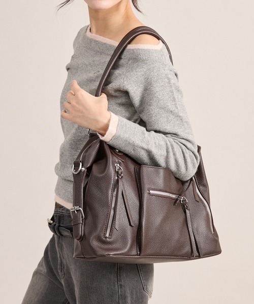 apres jour mignon(アプレジュールミニョン)の「【apresjour mignon×ARIAZ】マルチポケット2wayトートバッグ(トートバッグ・レディース・オフホワイト/ブラック/ダークブラウン・ONESIZE)」の3枚目の写真