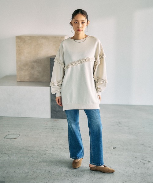 LEPSIM(レプシィム)の「フリル裏毛チュニック 639456(チュニック・レディース・ブラック/アイボリー/トップグレー・FREE)」の17枚目の写真