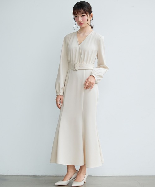 SAISON DE PAPILLON(セゾンドパピヨン)の「【新作登場!】カシュクール きれいめ 通勤 レディース ワンピース 卒業式 入学式(ワンピース・レディース・ベージュ/ブラック・S/L/M)」の2枚目の写真