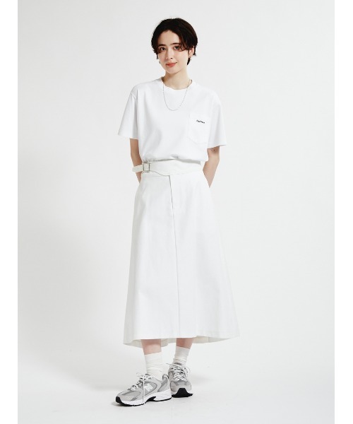 Barbour(バブアー)の「ワンポイントロゴ 胸ポケット TシャツJapan Exclusive(レディース)(Tシャツ/カットソー・レディース・ベージュ/ホワイト/ピンク/ブラック/ブルー・SMALL/MEDIUM)」の15枚目の写真