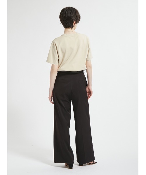 Barbour(バブアー)の「ワンポイントロゴ 胸ポケット TシャツJapan Exclusive(レディース)(Tシャツ/カットソー・レディース・ベージュ/ホワイト/ピンク/ブラック/ブルー・SMALL/MEDIUM)」の9枚目の写真