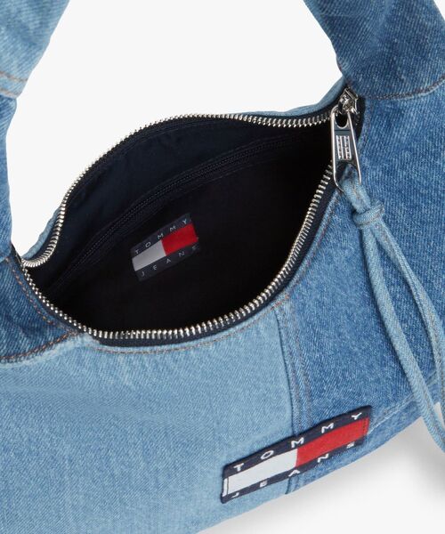 tommy jeans(トミー ジーンズ)の「【ウォニョン着用】デニムパッチワークショルダーバッグ(ショルダーバッグ・レディース・ブルー・FREE)」の4枚目の写真