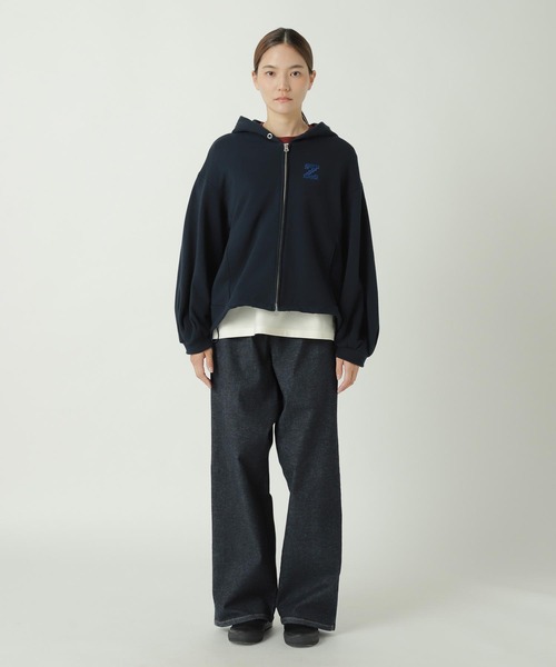 ZUCCa（ズッカ）の「INITIAL SWEATSHIRT / フーディー（パーカー・レディース・ライトグレー/ネイビー・M size）」の14枚目の写真