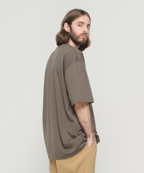 CARGOBROS(カーゴブロス)の「(ビッグサイズ) オーバーボックスロゴ半袖Tシャツ (カーキ)(Tシャツ/カットソー・メンズ・その他・FREE)」の2枚目の写真