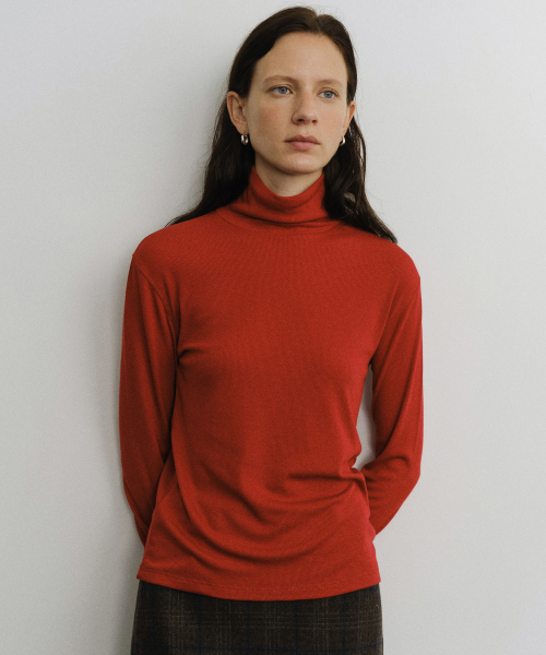 URAGO(ユラーゴ)の「Ribbed polar t-shirt(Tシャツ/カットソー・レディース・アイボリー/ライトグレー/レッド/ダークグレー/ミント・FREE)」の7枚目の写真