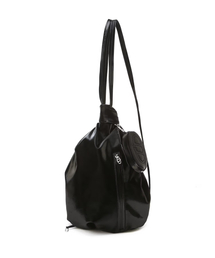 athe（アテ）の「[BONBON] ブラックグロッシーショルダーバッグ兼バックパック M AABA6E130BK（ショルダーバッグ）」