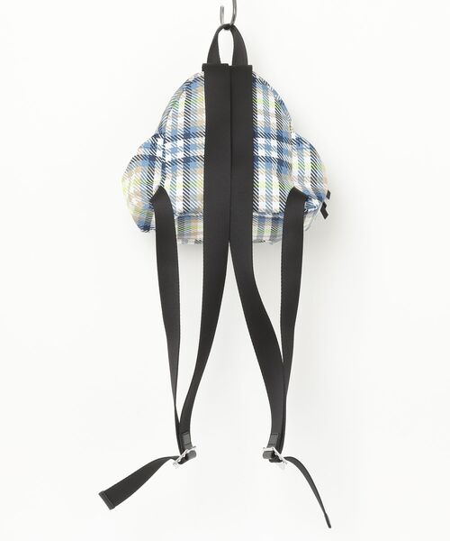 Vivienne Westwood(ヴィヴィアンウエストウッド)の「GEORGE RUCKSACK S(バックパック/リュック・レディース・イエロー・FREE)」の2枚目の写真