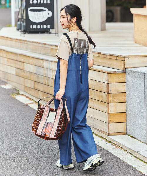 FREAK'S STORE(フリークスストア)の「THOUSAND MILE × FREAK'S STORE/サウザンドマイル 別注 UVカット デニムライクワイド サロペット(サロペット/オーバーオール・レディース・ネイビー・フリ-)」の8枚目の写真