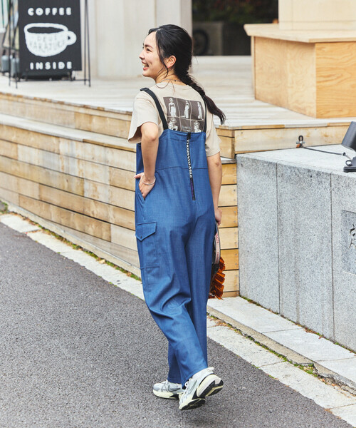 FREAK'S STORE(フリークスストア)の「THOUSAND MILE × FREAK'S STORE/サウザンドマイル 別注 UVカット デニムライクワイド サロペット(サロペット/オーバーオール・レディース・ネイビー・フリ-)」の9枚目の写真